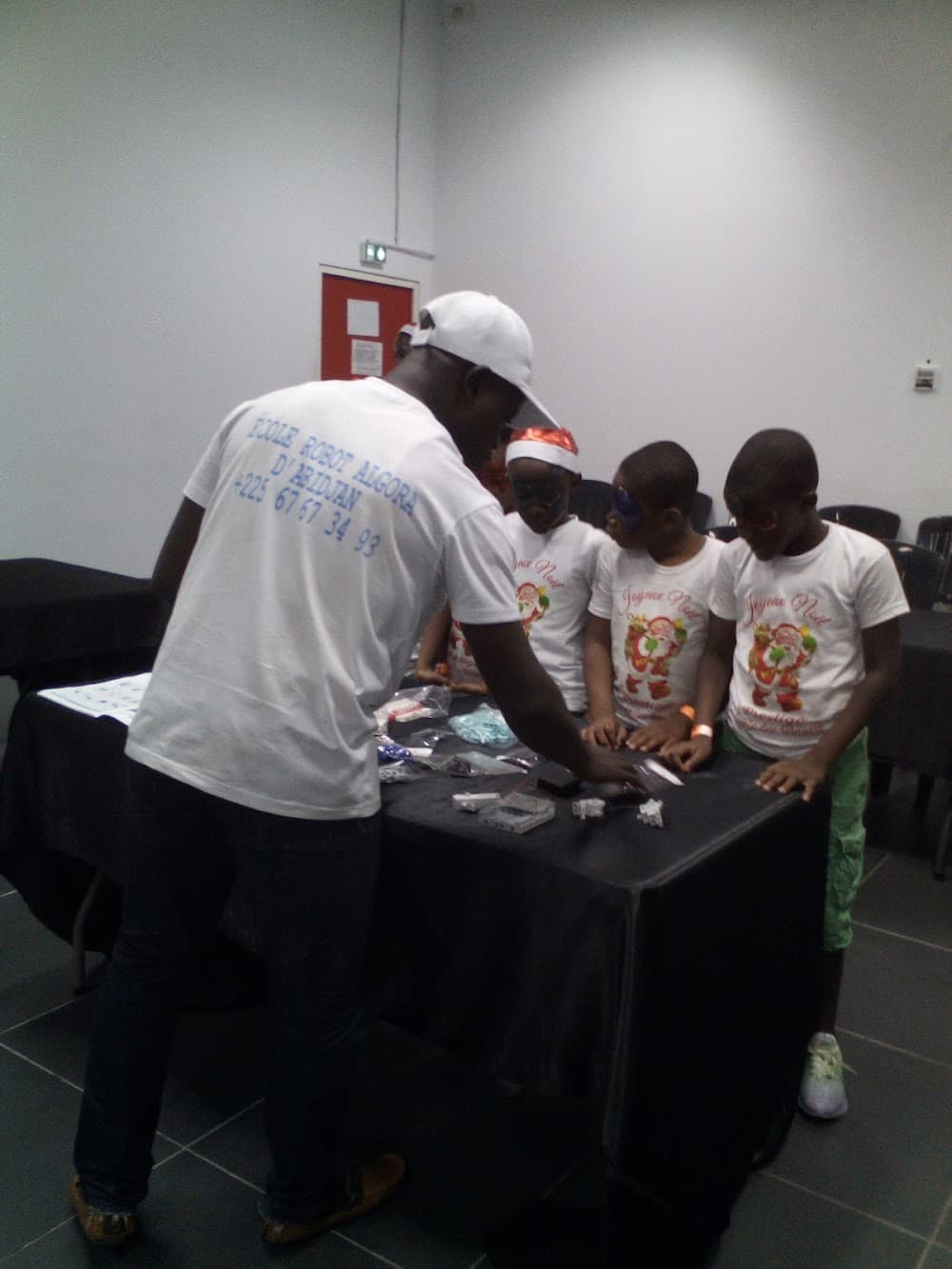 Atelier CERIA - Robotique et IA en Côte d'Ivoire